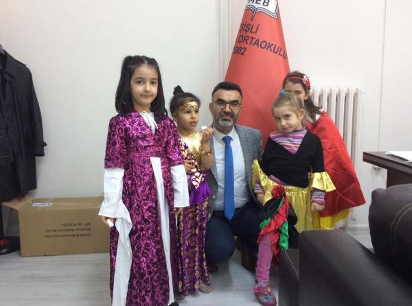 Türkiyemizde ve farklı ülkelerde geleneksel  giysiler kostüm partimiz